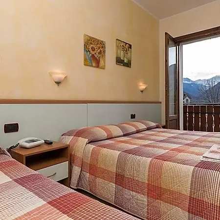 Hotel Pineta 3*