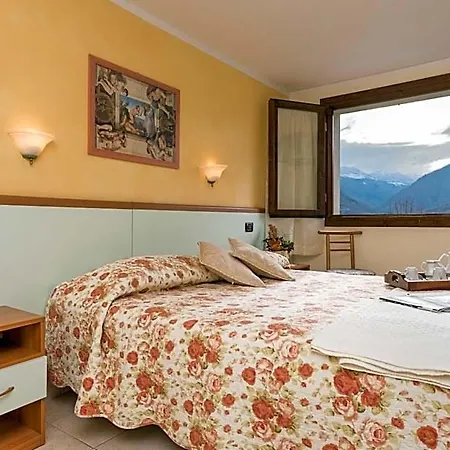 Hotel Pineta 3*