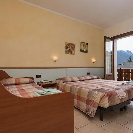 Hotel Pineta 3*
