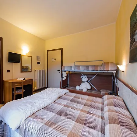 Hotel Pineta 3*