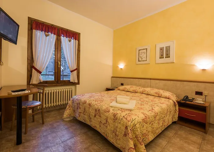 Pineta 3* فانانو